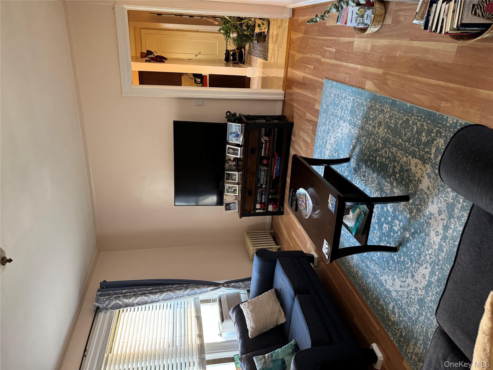 2922 Barnes Avenue 6D