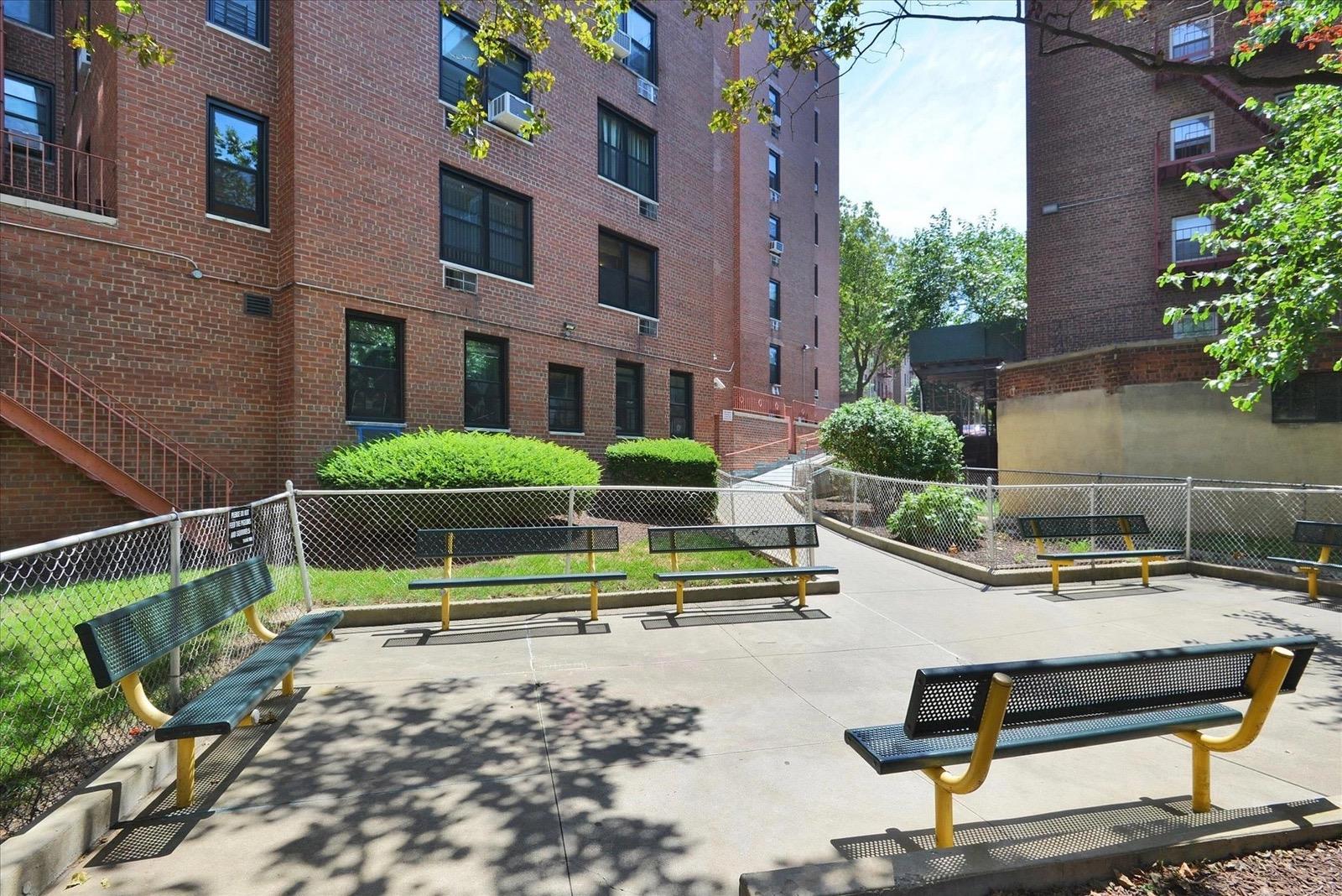 139-15 83 Avenue #409, Briarwood, New York image 31