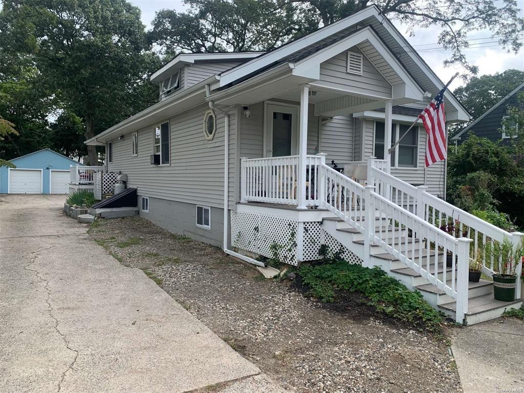 1434 Roanoke Avenue, Riverhead, New York image 3