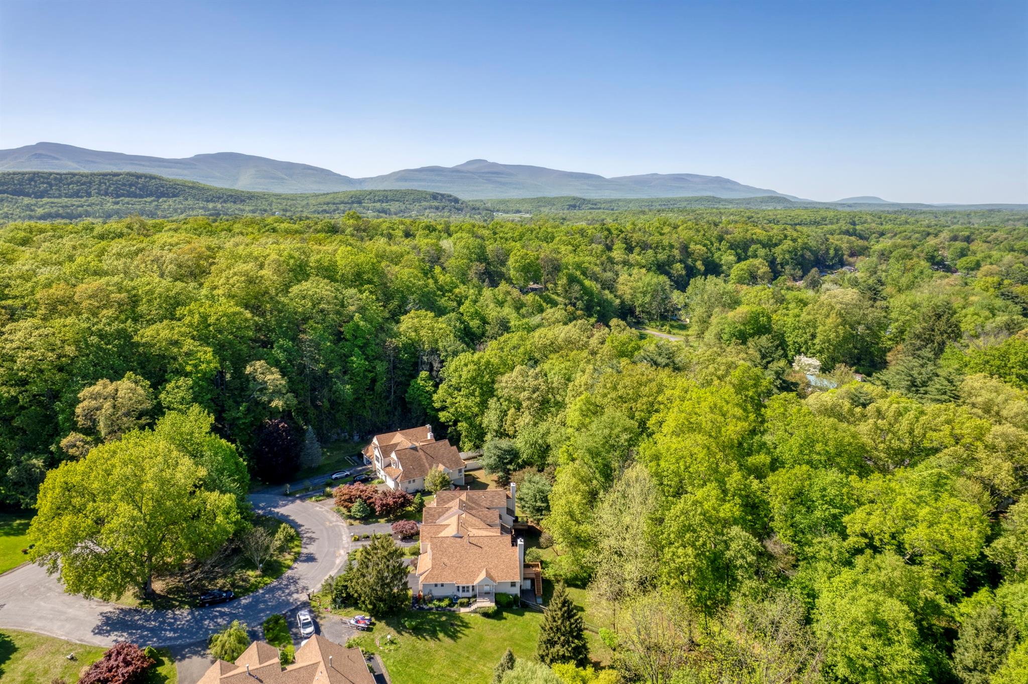98 Red Maple Road, Saugerties, New York image 2