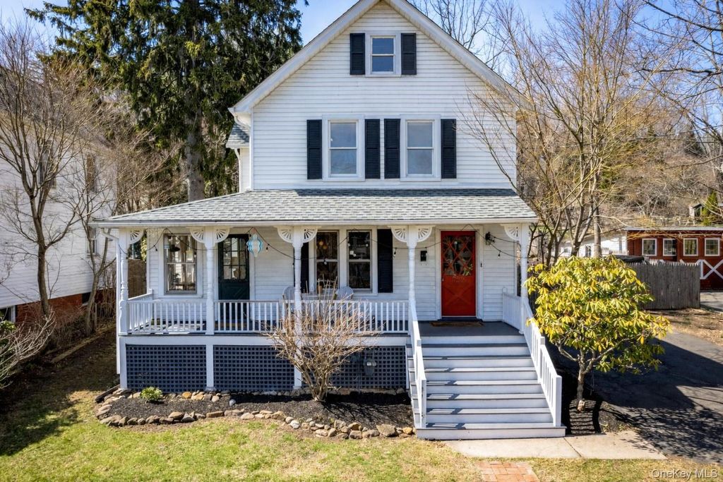 Photo of 322 N Midland Avenue, Nyack, NY 10960 (MLS # 973638)