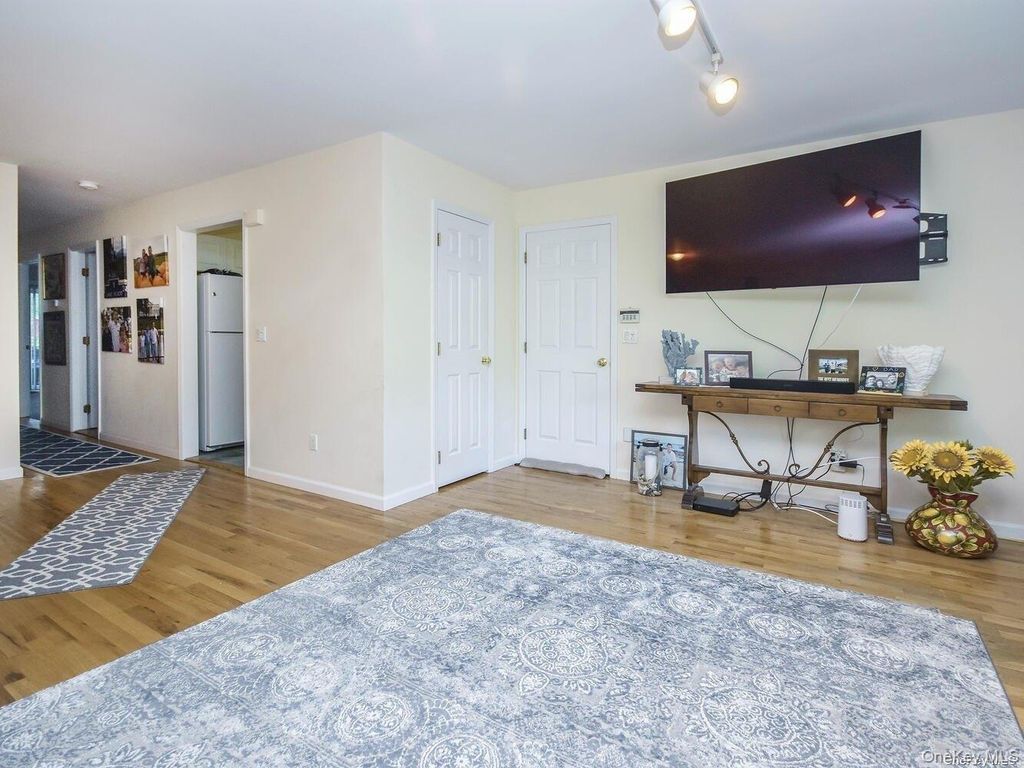 Photo of 14 Hillcrest Street, Huntington, NY 11743 (MLS # 964065)