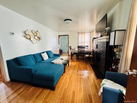 Apartment For Rent - 192-14 109th Avenue #1ST FLOOR<br/> Queens County, Saint Albans, NY 11412