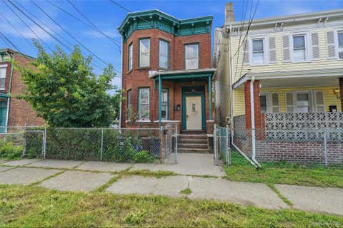Multifamily For Sale - 97 Courtney Avenue<br/> Newburgh, NY 12550