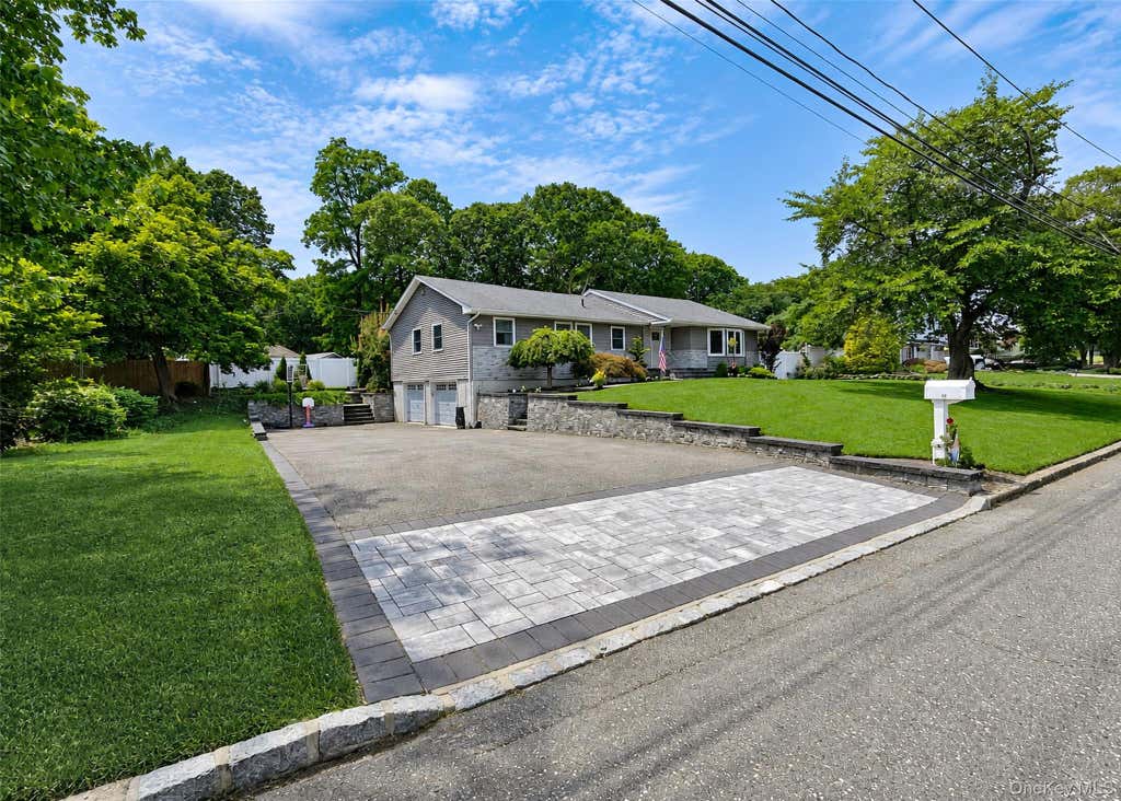 Photo of 108 Walnut Street, Lake Grove, NY 11755 (MLS # 1038107)