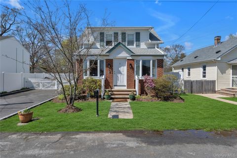 3 William Street East Northport NY 11731