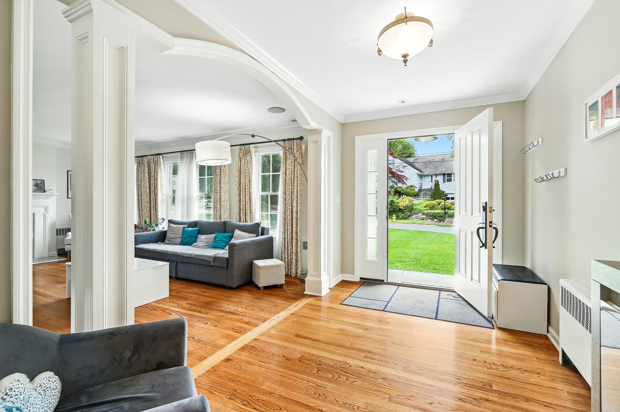 43 Bellain Avenue, Harrison, New York image 3