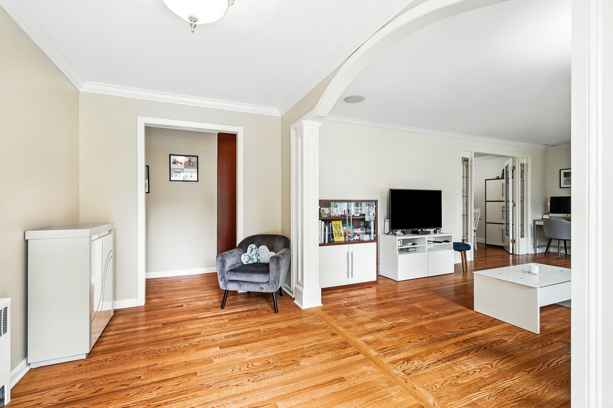 43 Bellain Avenue, Harrison, New York image 4
