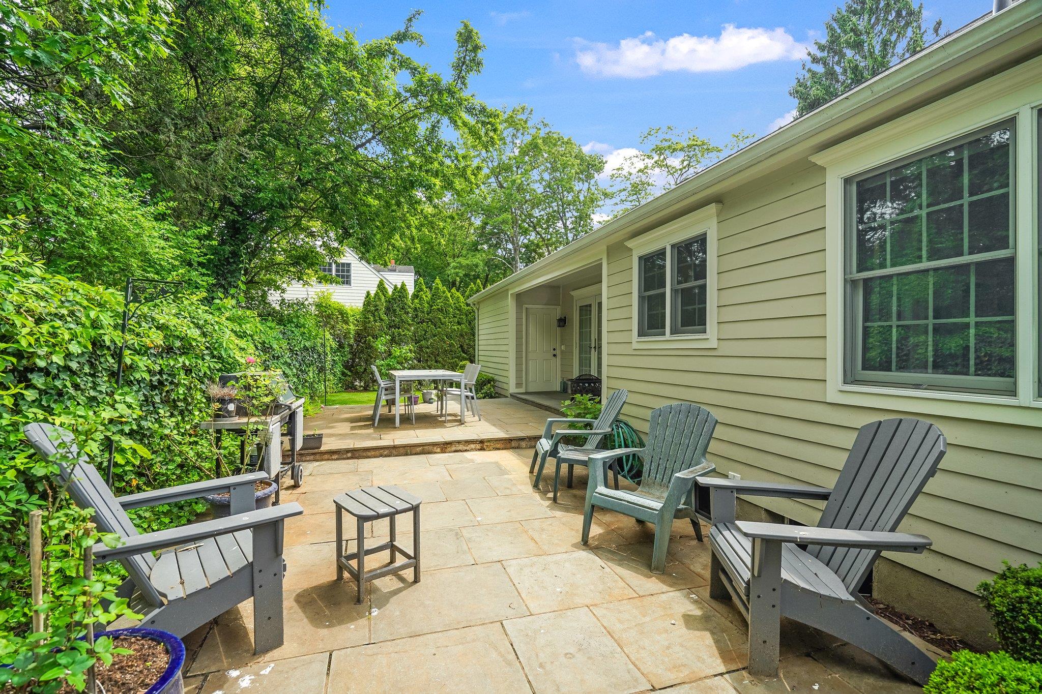 43 Bellain Avenue, Harrison, New York image 25