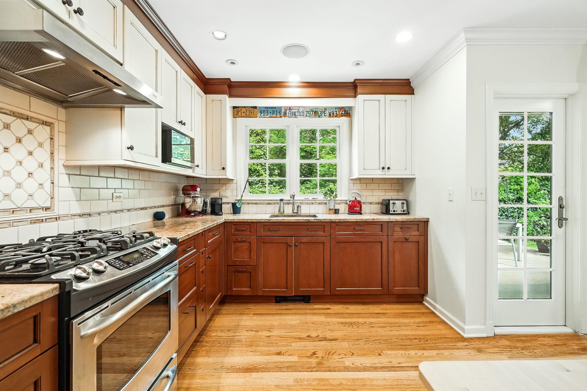 43 Bellain Avenue, Harrison, New York image 10