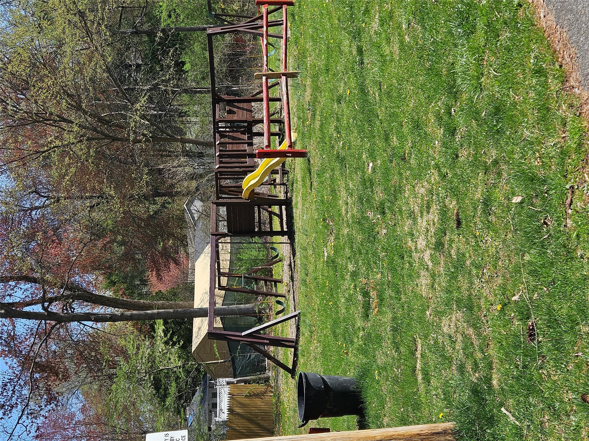 40 Floradan Road, Putnam Valley, New York image 2
