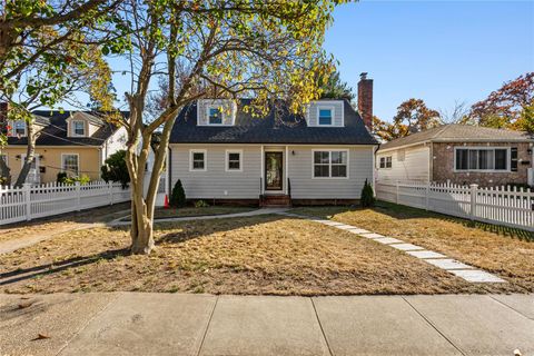 Photo of 78 Jesse Street, Freeport, NY 11520 (MLS # 874306) Photo of 78 Jesse Street, Freeport, NY 11520 (MLS # 874306)