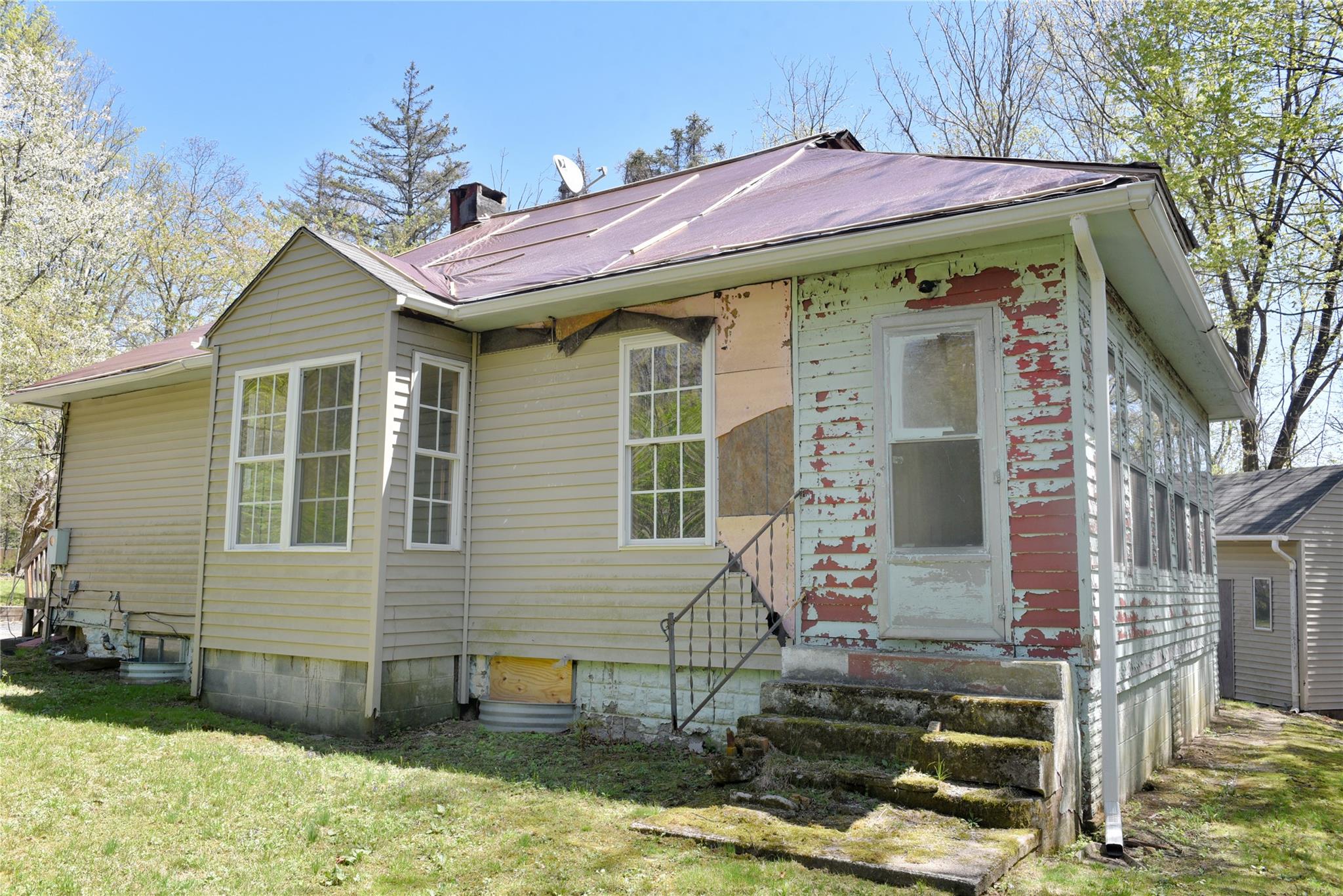 4 Dodd Lane