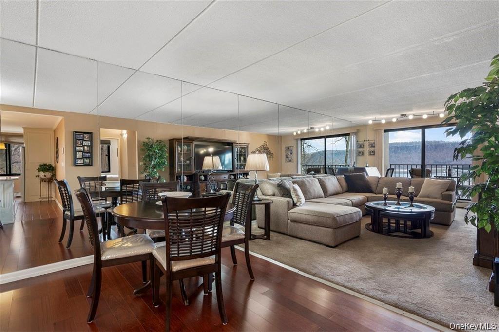 1116 Warburton Avenue 2A