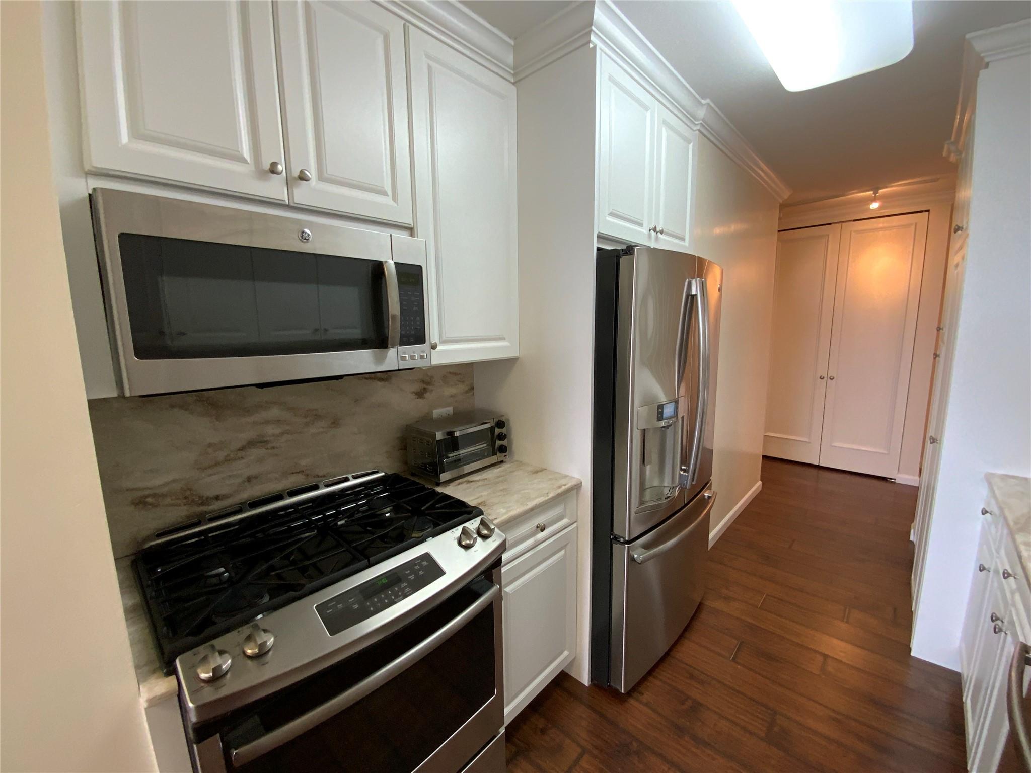 27010 Grand Central Parkway #15K, Floral Park, New York image 11