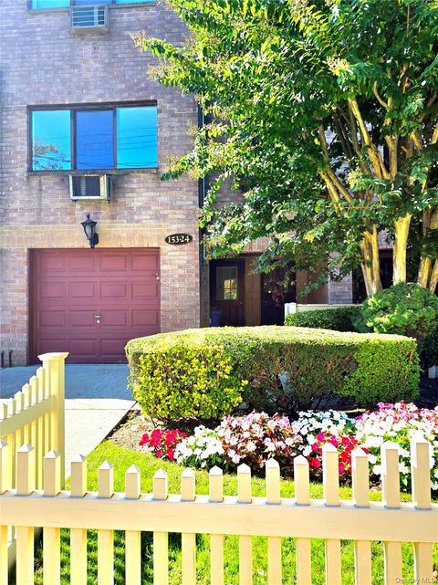 Photo of 153-24 83rd Street St, Howard Beach, NY 11414 (MLS # 920153)