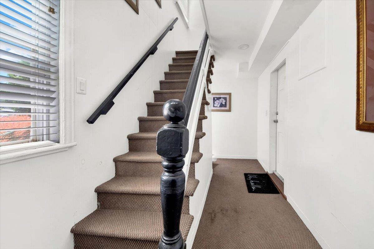 57 Clarendon Avenue 1 - First Floor