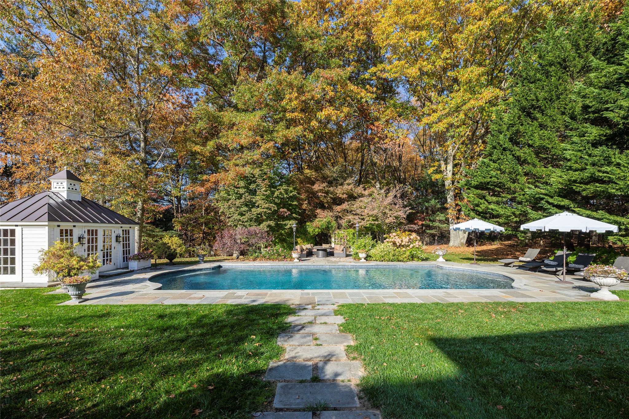 215 Bedford Banksville Road, Bedford, New York image 32