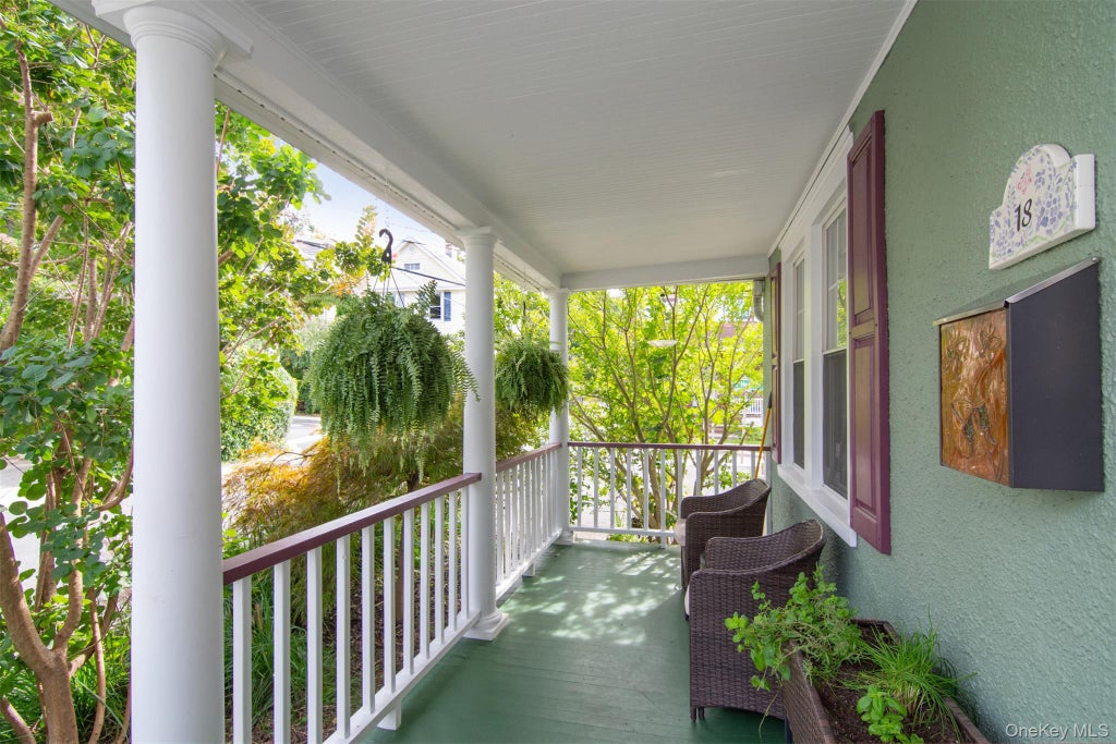 Photo of 18 Grinnell Street, Irvington, NY 10533 (MLS # 1038059)