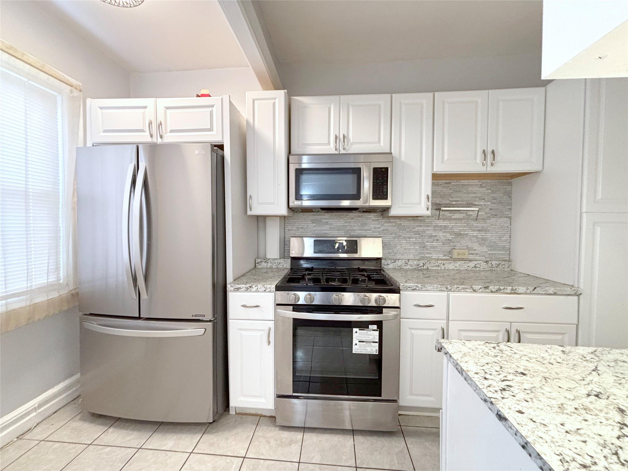 3349 Bouck Avenue, Bronx, New York image 4