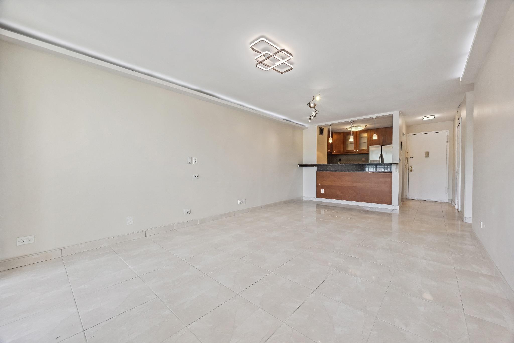 150-38 Union Turnpike #4K, Flushing, New York image 8