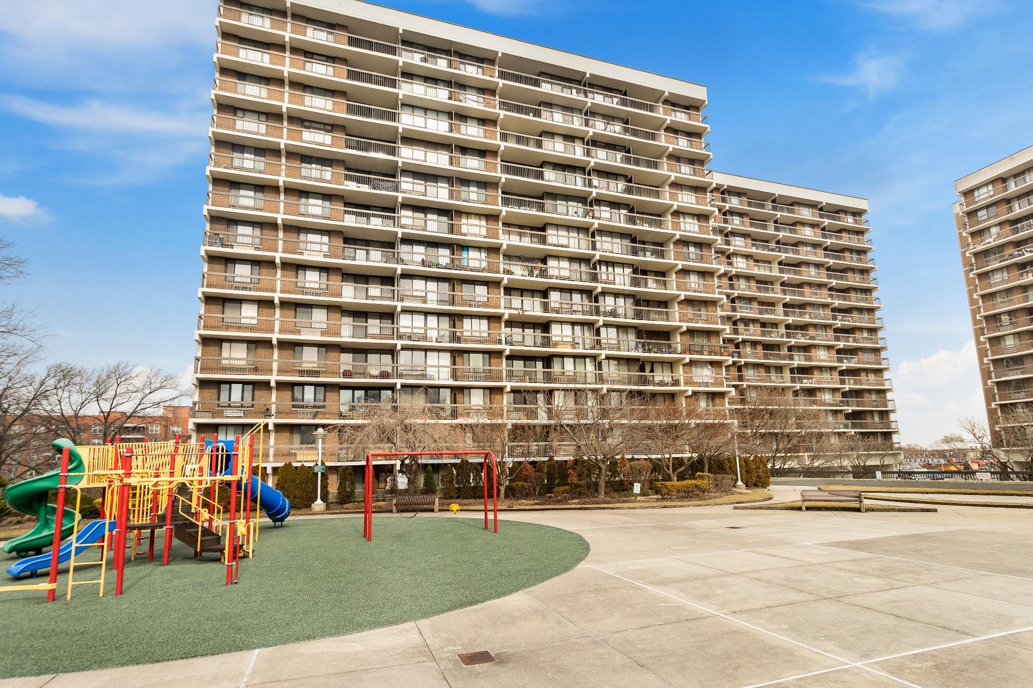 150-38 Union Turnpike #4K, Flushing, New York image 18