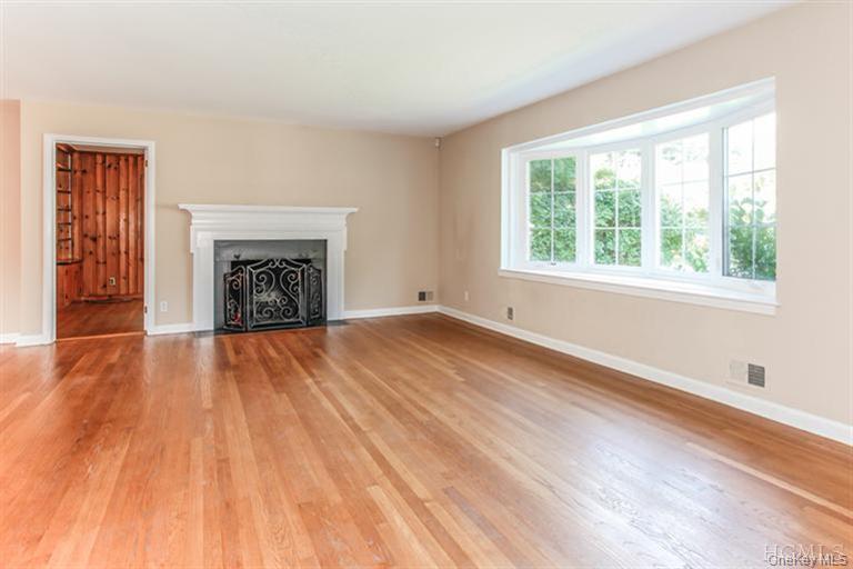 6 Oakstwain Road