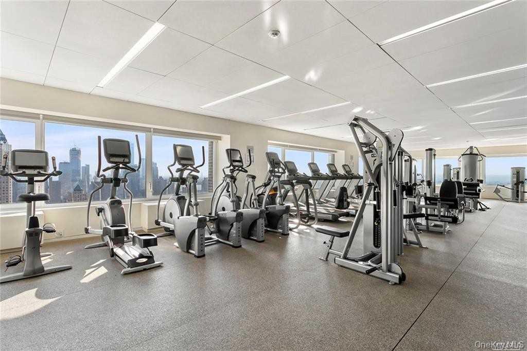 322 W 57TH ST UNIT30V NEW 57 TH ST