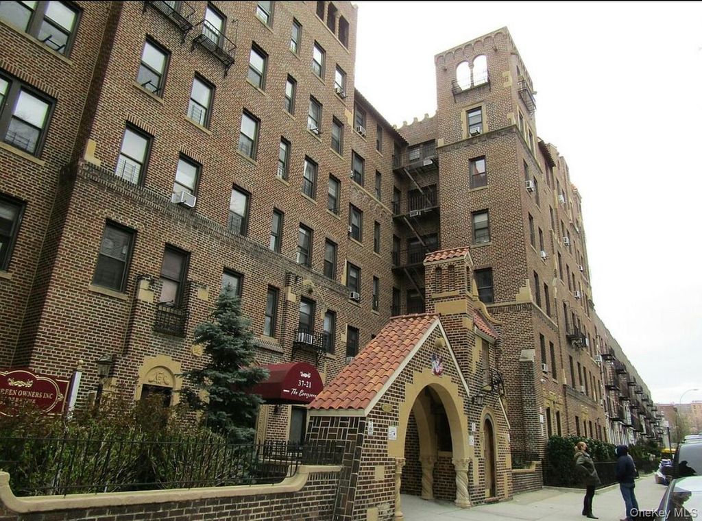 Photo of 37-21 80TH Street #1F, Jackson Heights, NY 11372 (MLS # 985769)