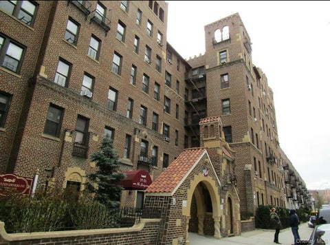 Homes For Sale - 37-21 80th Street #1F<br/> Jackson Heights, NY 11372