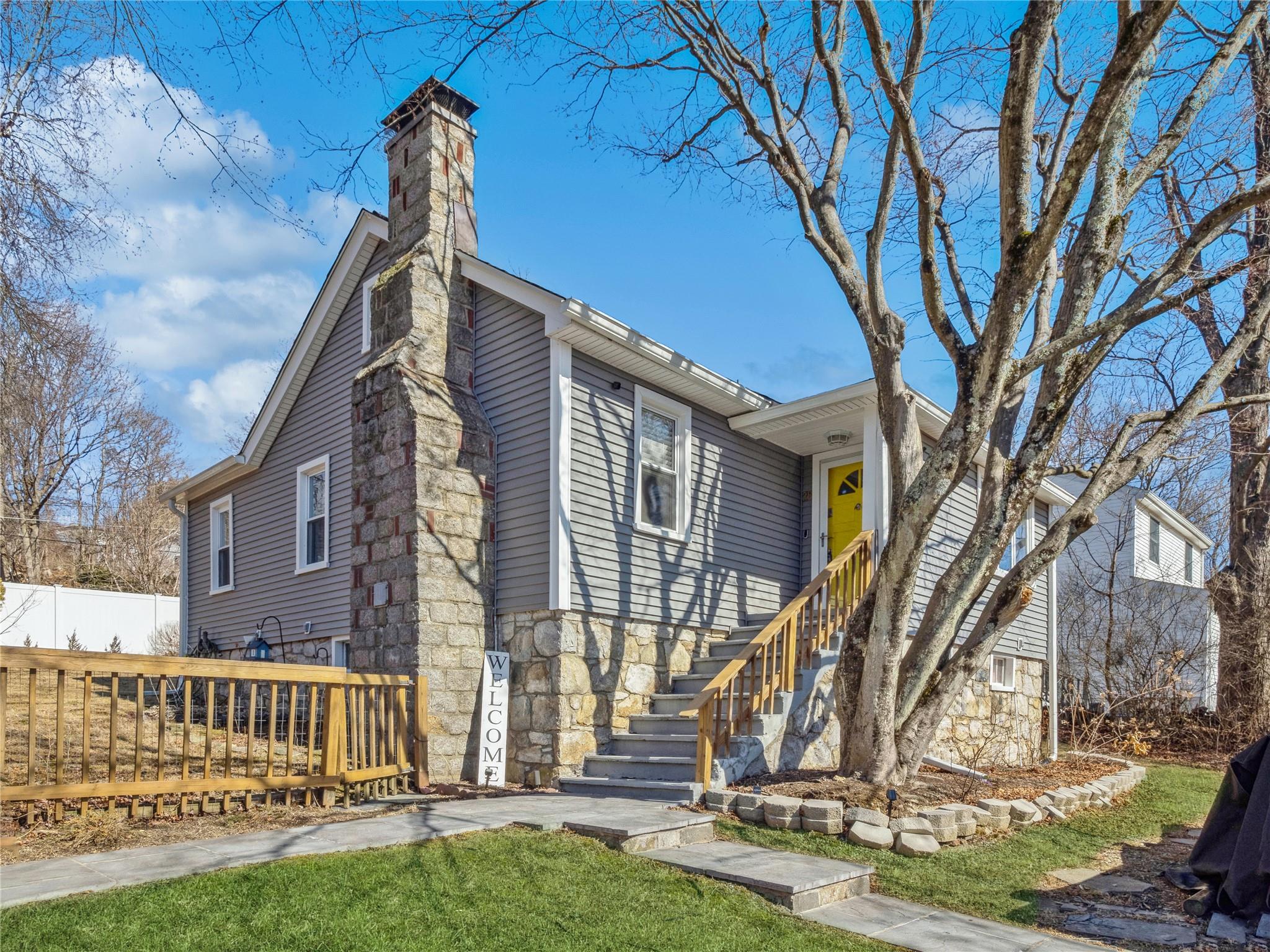 28 E Sussex Road, Carmel, New York image 1