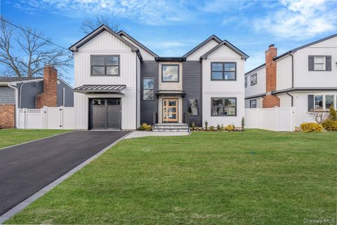 63 Harmony Drive Massapequa Park NY 11762