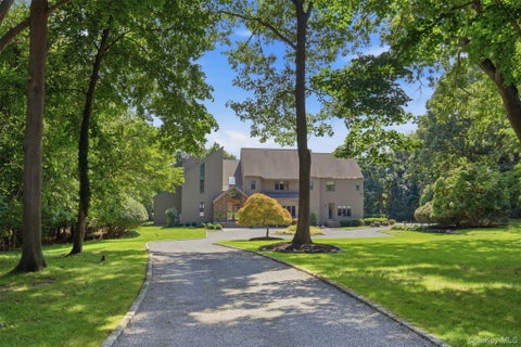 Photo of 6 Target Rock Drive, Lloyd Harbor, NY 11743 (MLS # 1045696)