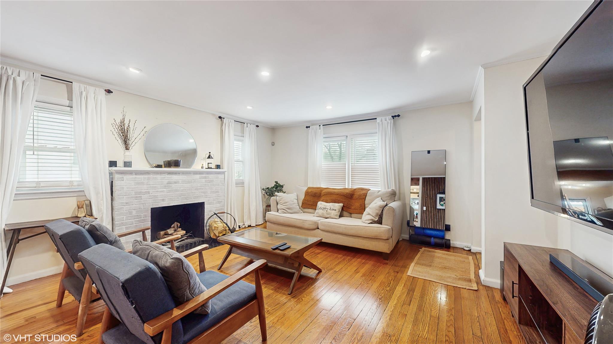 254 Sedgwick Avenue, Yonkers, New York image 2