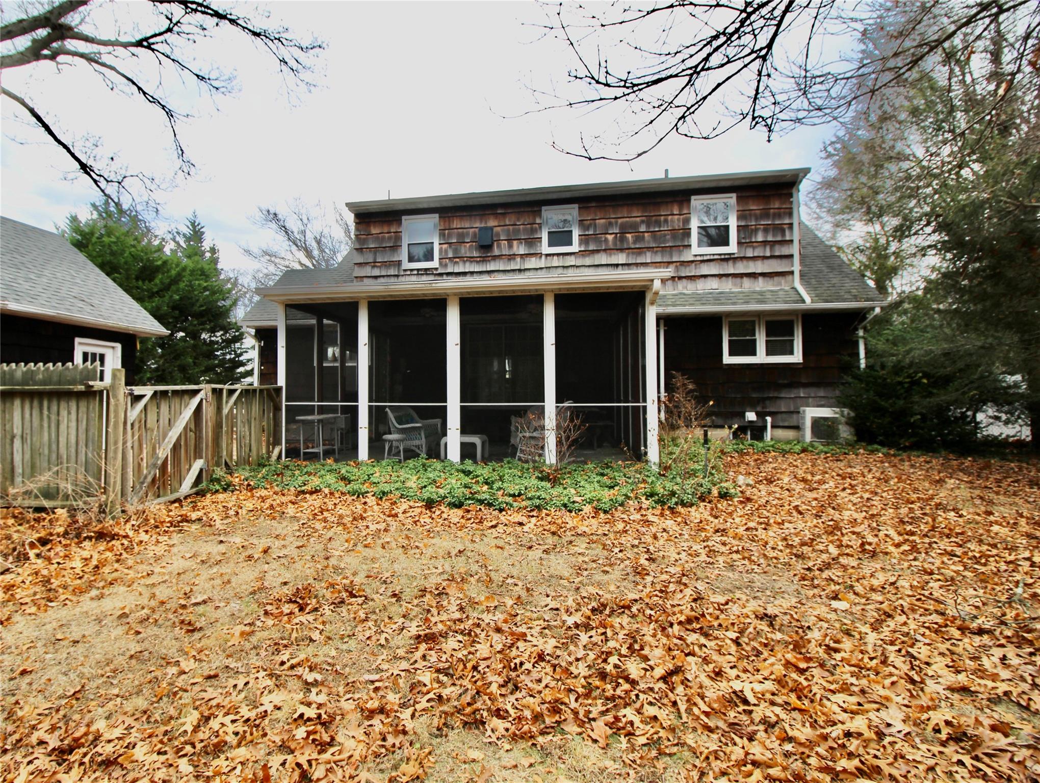 89 Harvard Avenue, Smithtown, New York image 3