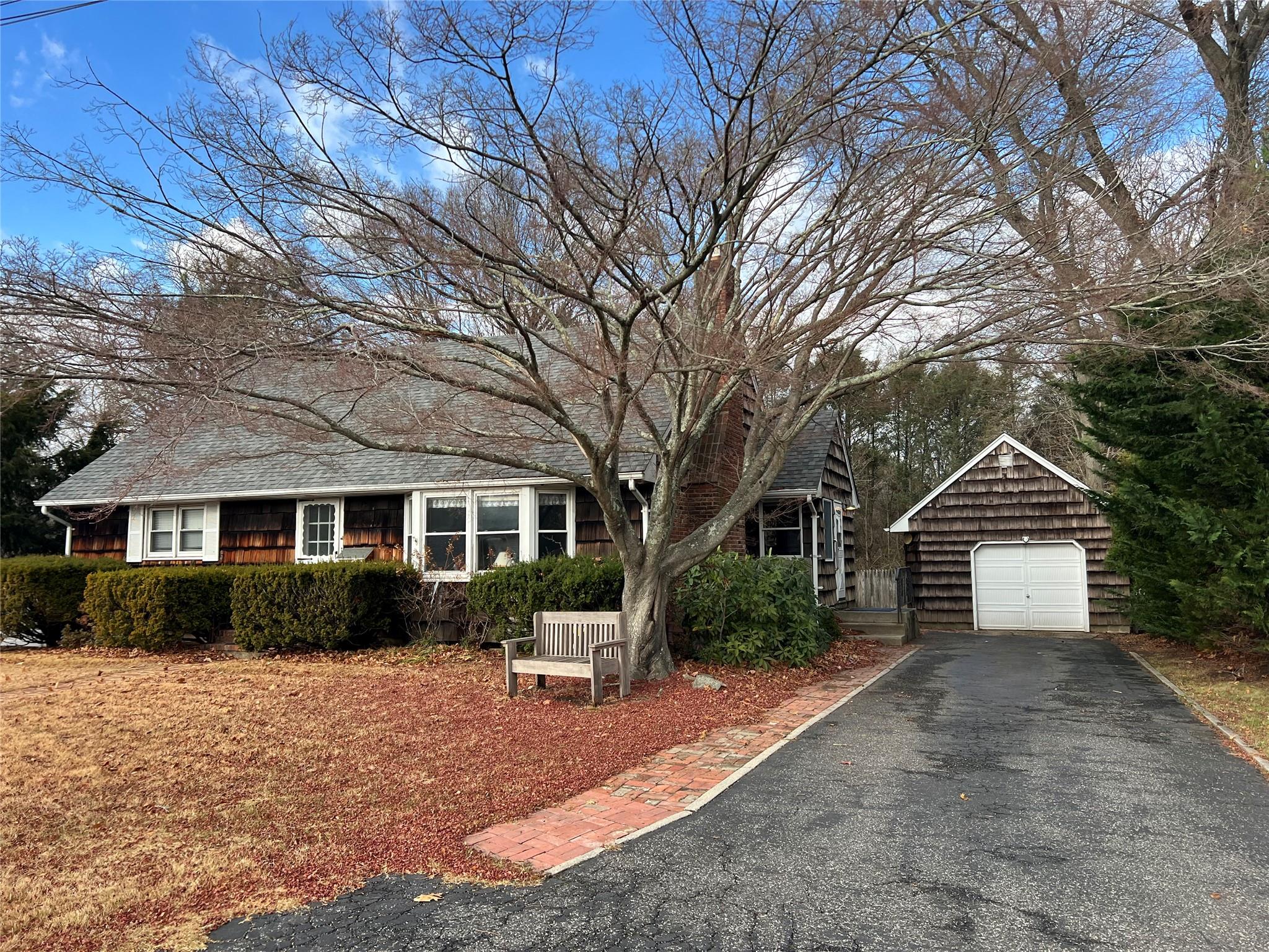 89 Harvard Avenue, Smithtown, New York image 1