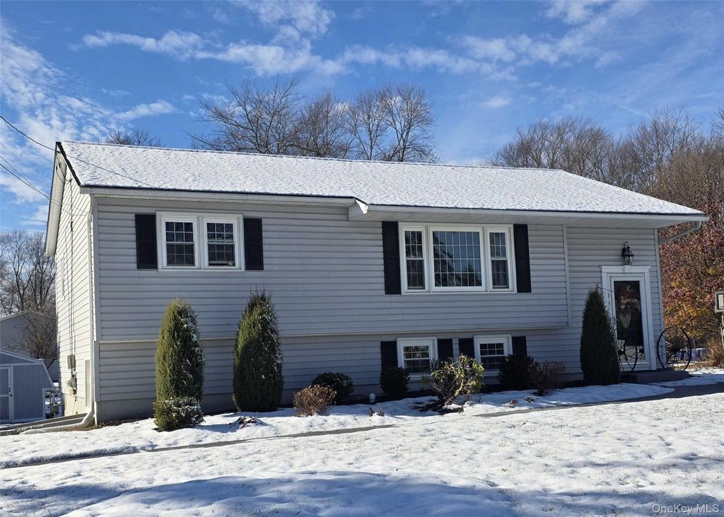 Photo of 23 Bridle Path, Newburgh, NY 12550 (MLS # 940957)