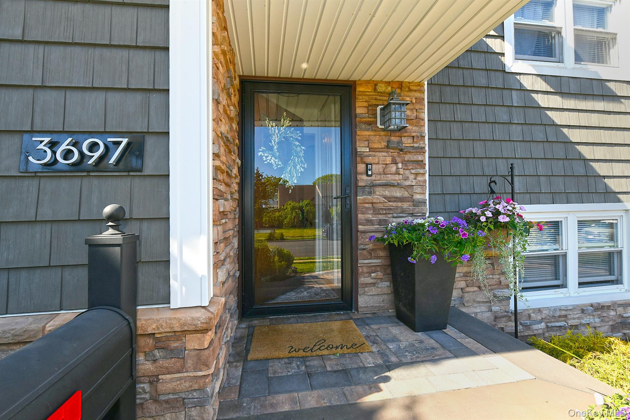 3697 Regent Lane