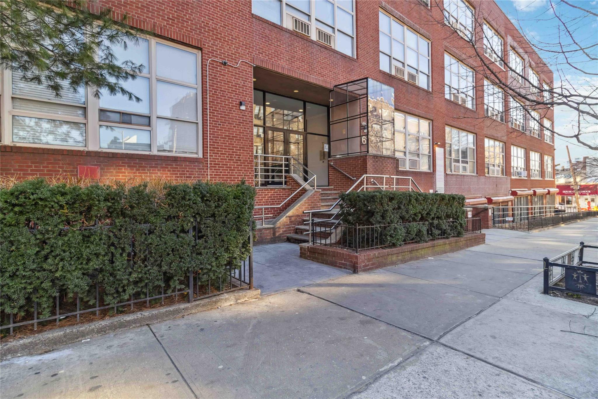 61-20 Woodside Avenue Ave #2U, Woodside, New York image 23