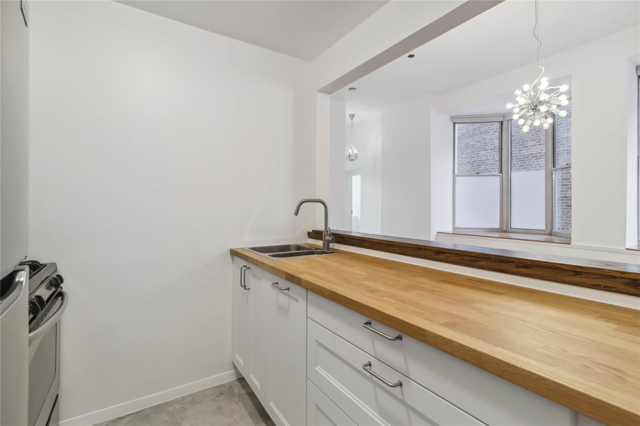 61-20 Woodside Avenue Ave #2U, Woodside, New York image 11