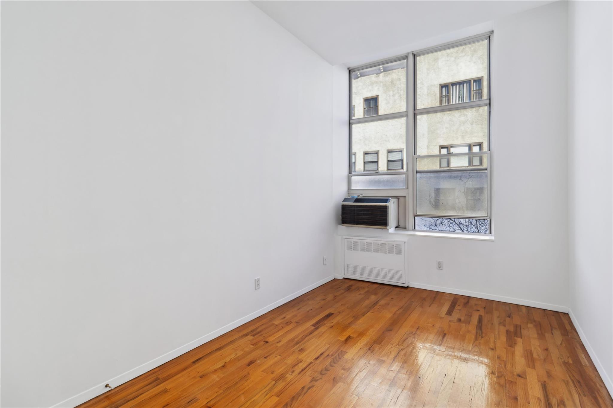 61-20 Woodside Avenue Ave #2U, Woodside, New York image 14