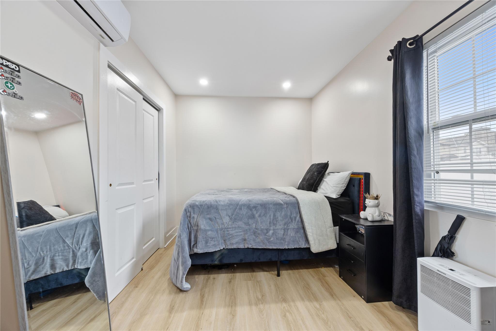 515 Beach 43rd Street, Far Rockaway, New York image 15