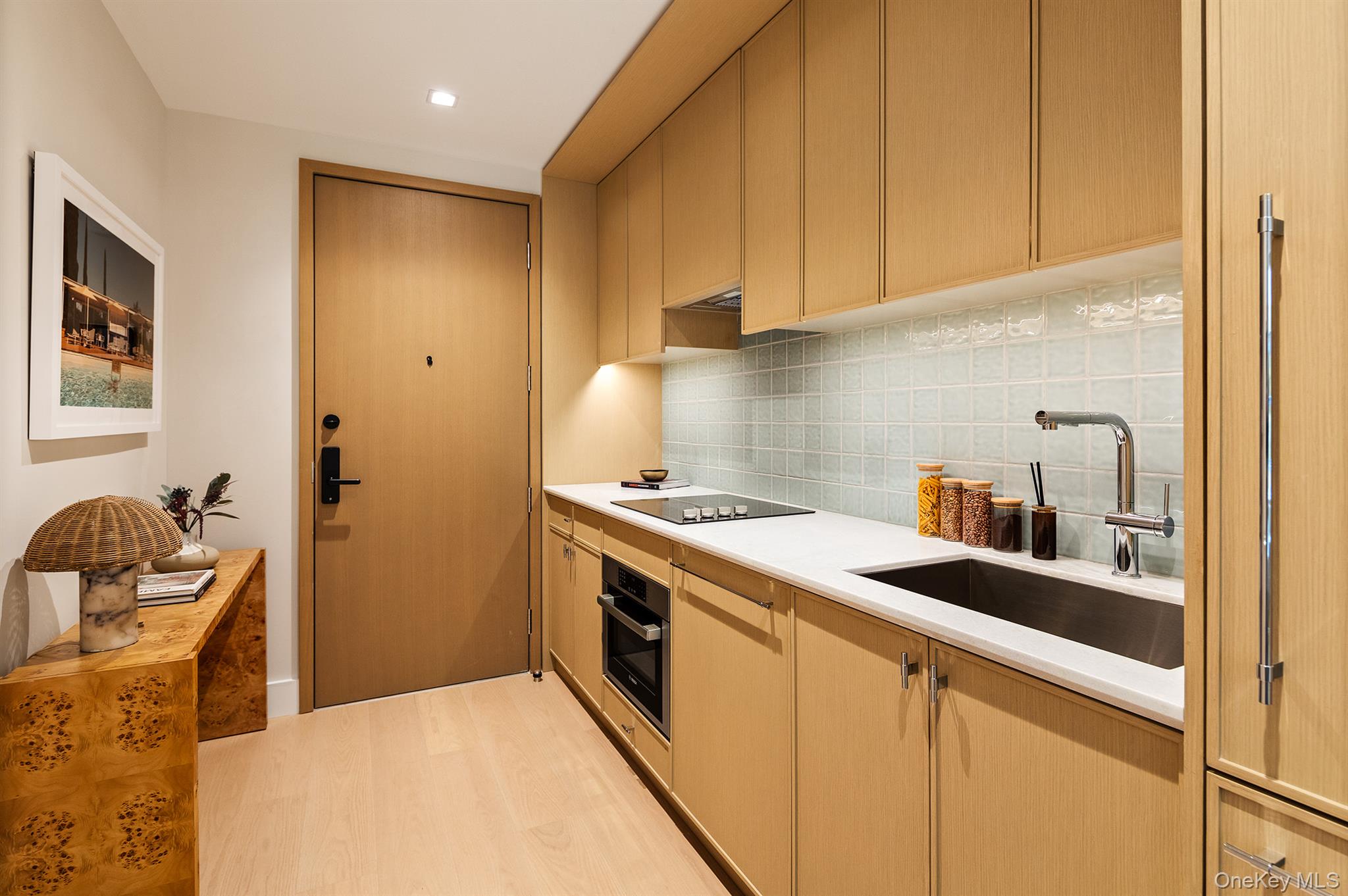 24-01 Queens Plaza N 1504