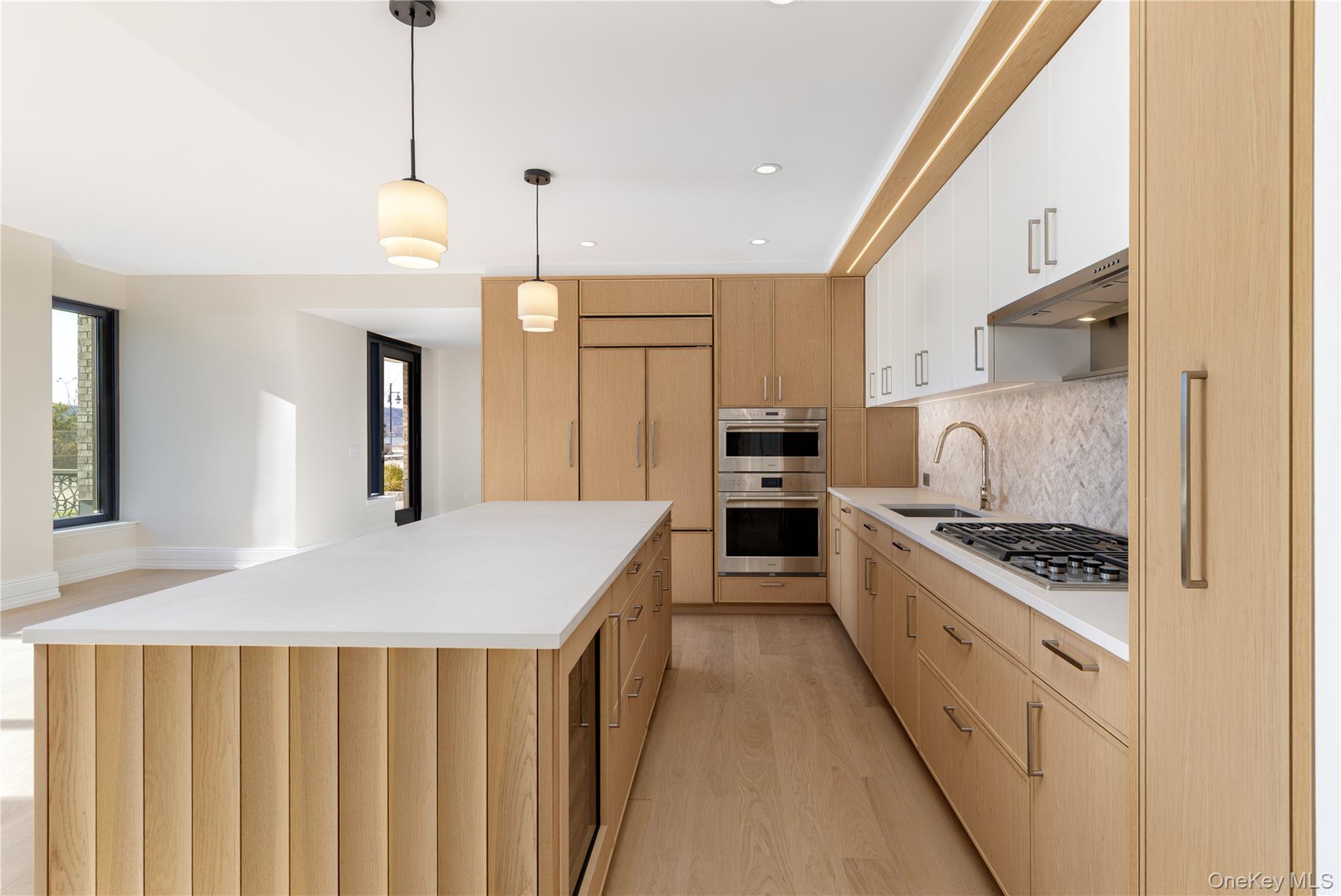 4 Lighthouse Landing 204