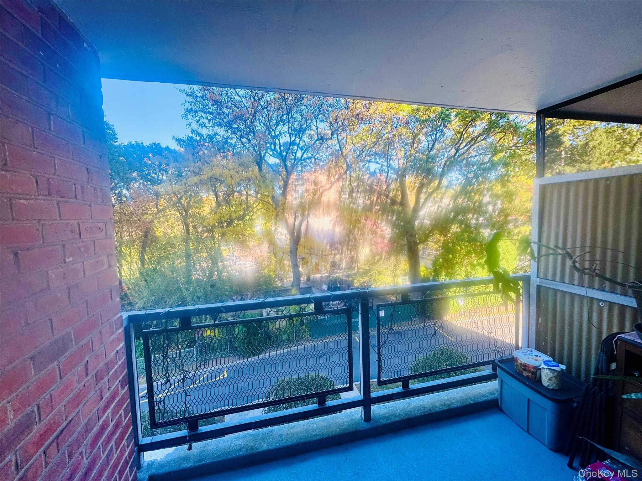 4705 Henry Hudson Parkway W 3D