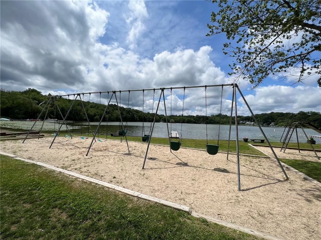 North Salem, New York 10560, United States, 2 Bedrooms Bedrooms, ,1 BathroomBathrooms,Residential,Coming Soon,172924