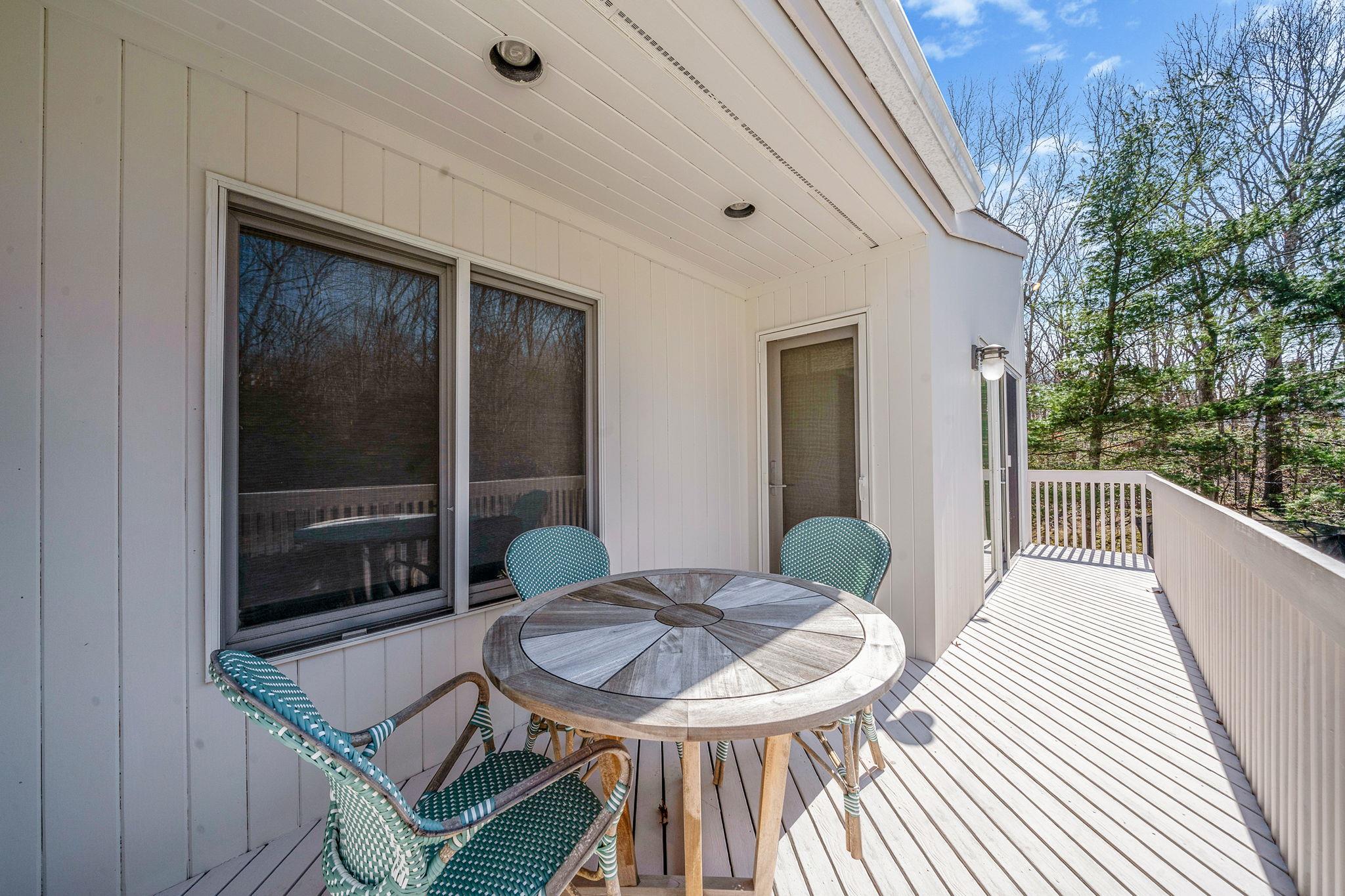 44 W Bob White Drive, Water Mill, Florida image 12