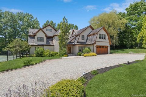 1366 Scuttle Hole Road Water Mill NY 11976