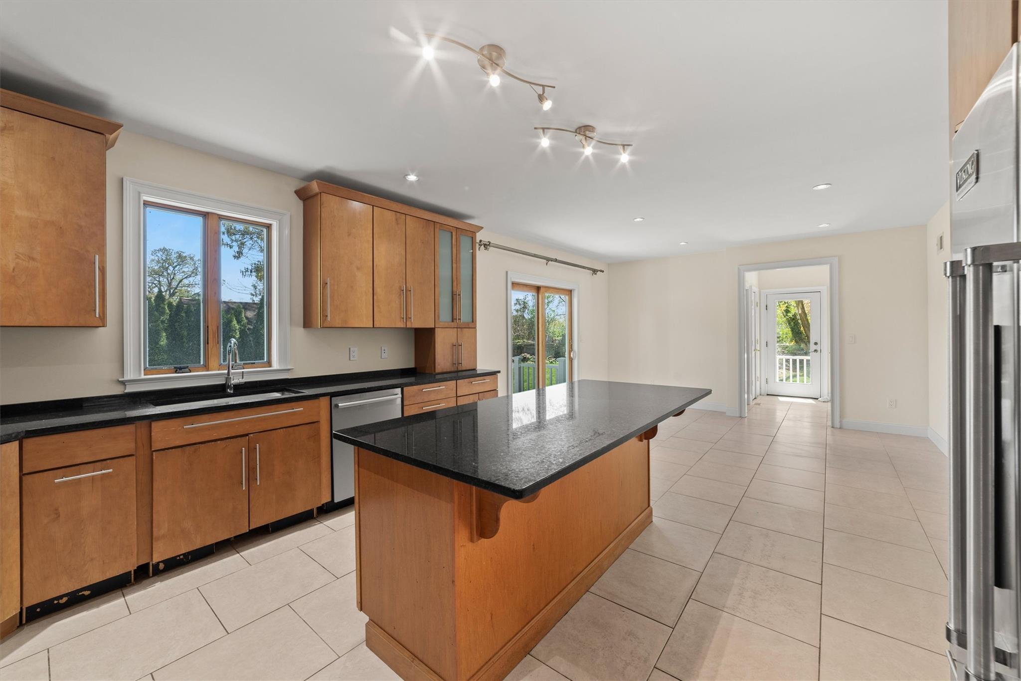 4 Bogert Avenue, White Plains, New York image 10