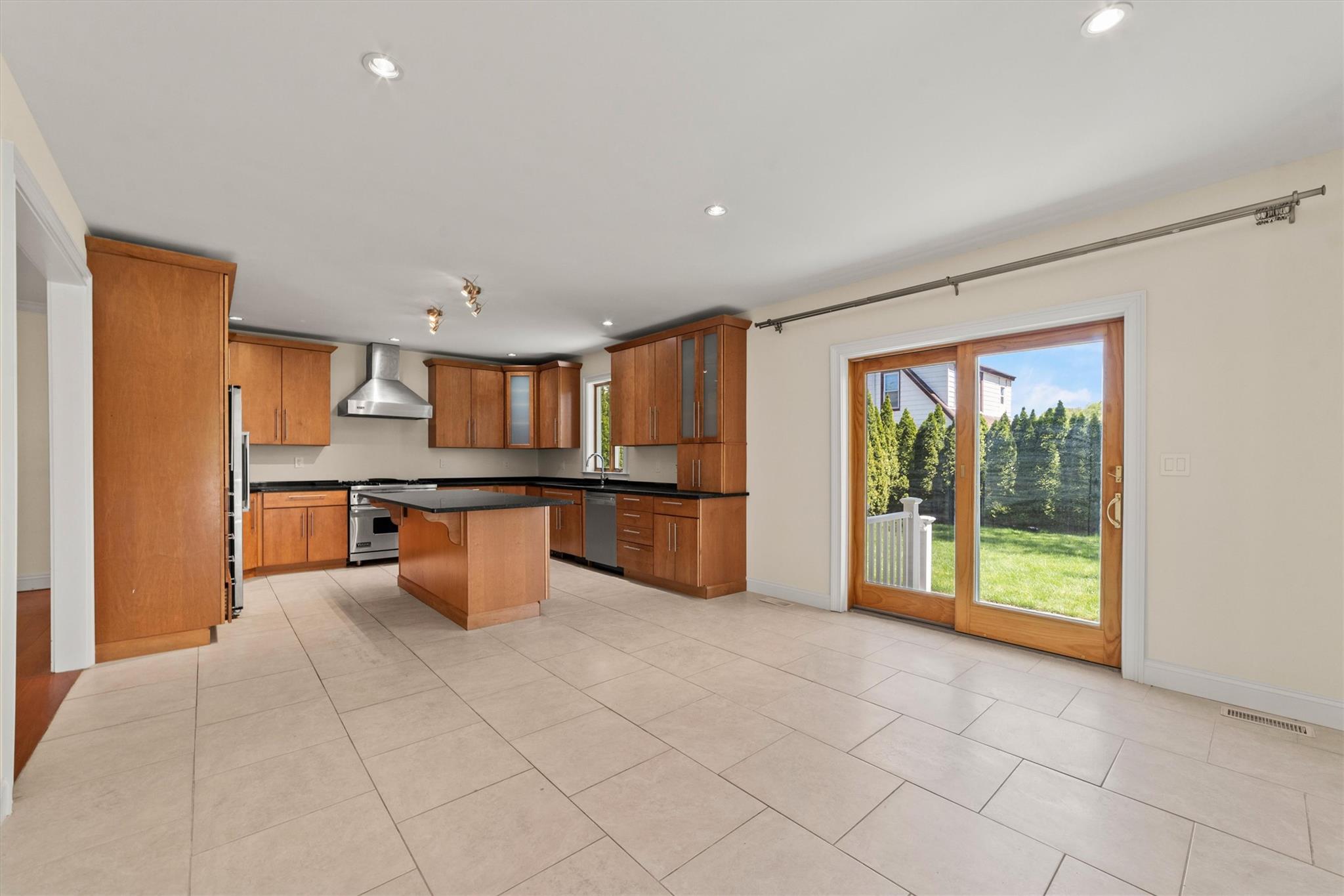 4 Bogert Avenue, White Plains, New York image 11